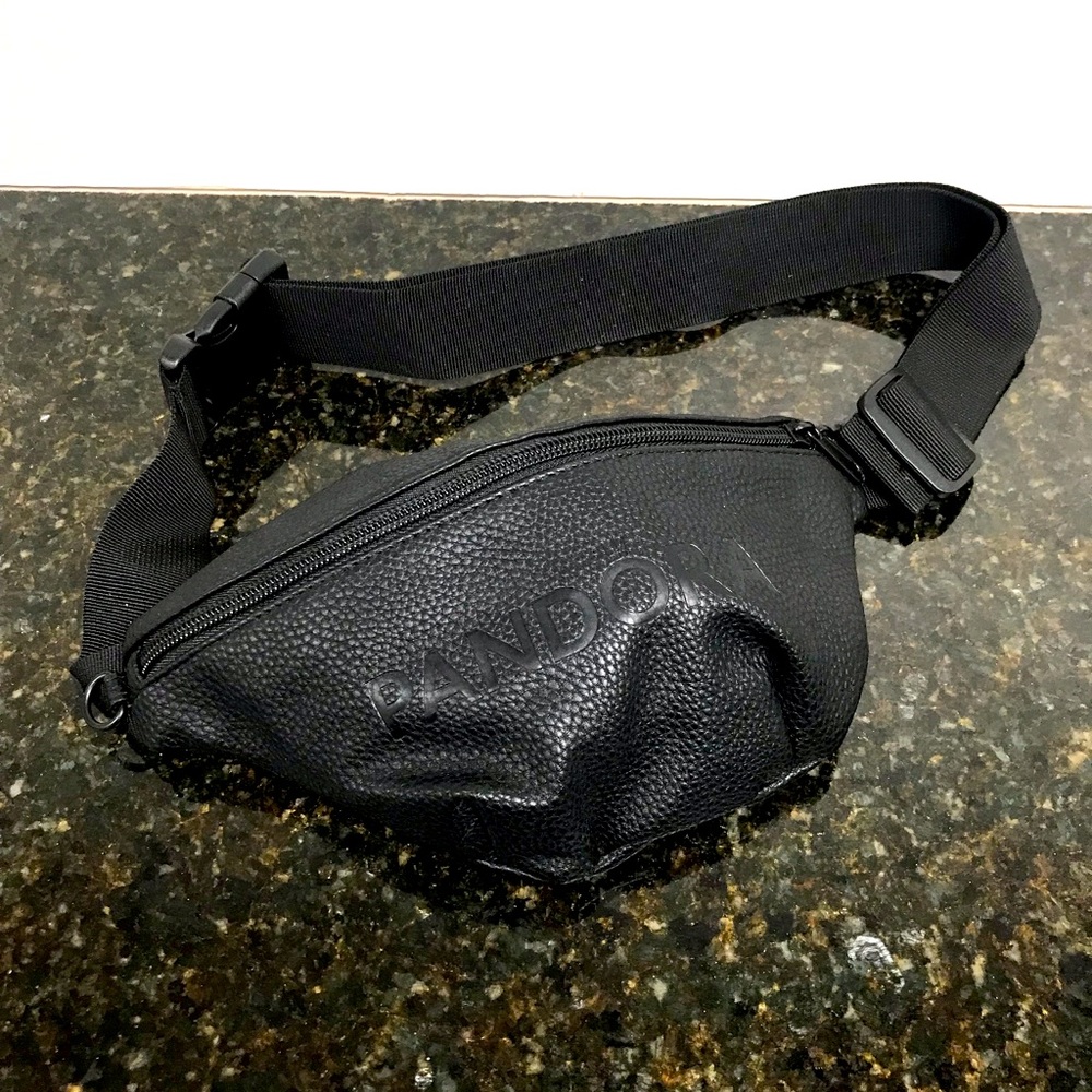 Lil pandora fanny pack